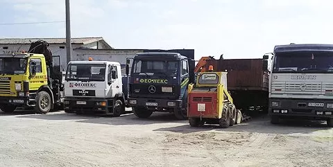 Феонекс ЕООД, Балчик - транспортни средства и камиони с кранове