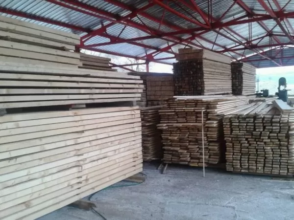 Маги - МК - търговията с дървен материал и дърводелски услуги